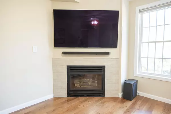 Manchester, NH 03104,22 Andrew ST #2