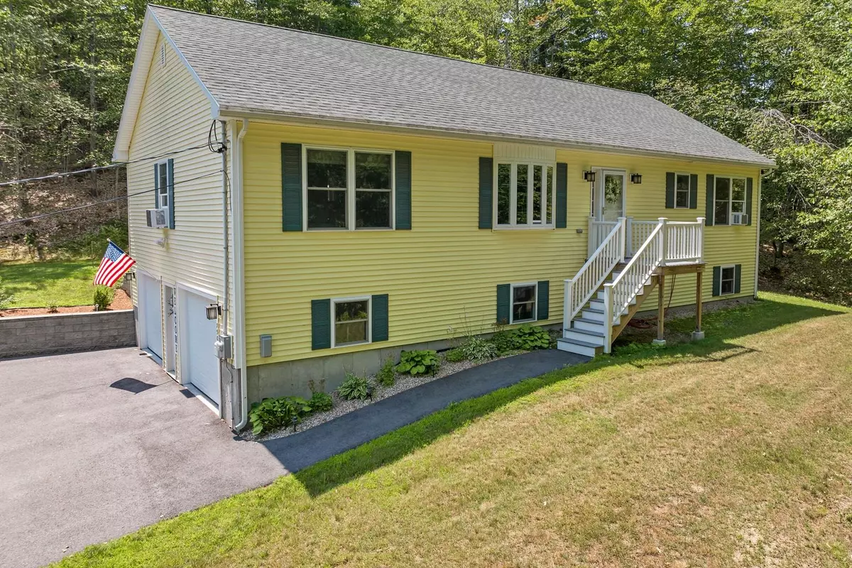Wakefield, NH 03872,790 Canal RD