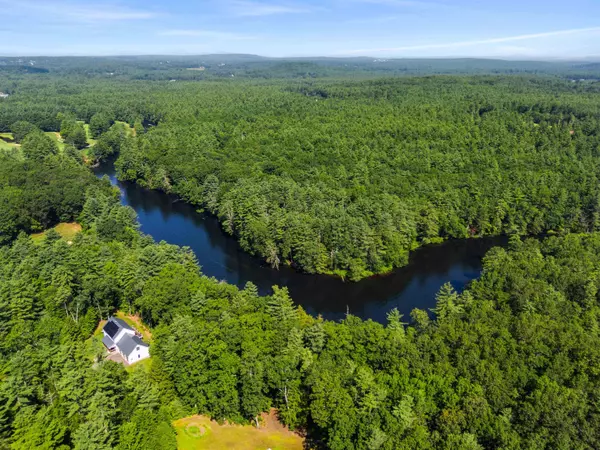 2 Matties WAY, Hollis, NH 03049