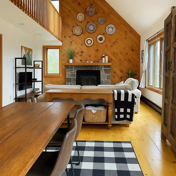 378 Tuttle Hill RD, Londonderry, VT 05148