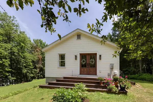Plainfield, NH 03781,286 Ladieu RD