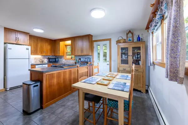 Lebanon, NH 03766,31 Wheatley ST