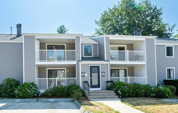 2 Black Oak DR #H, Nashua, NH 03062