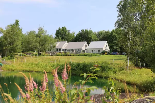2205 Knowles Flat RD, Eden, VT 05652