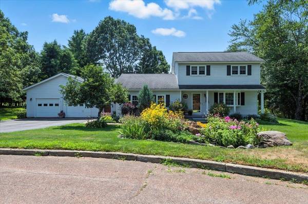 90 Palmer CT, Williston, VT 05495