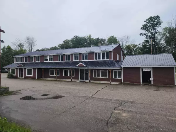 328 White Mountain HWY, Conway, NH 03818