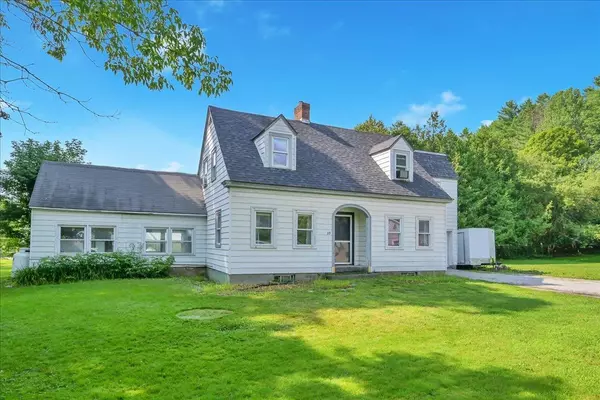 39 Evergreen DR, Berlin, VT 05602