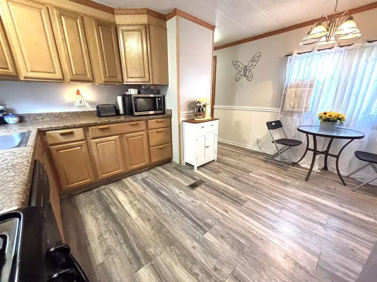 Danville, NH 03819-5148,31 Beatrice ST