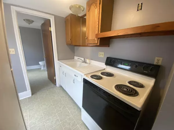 Newport, NH 03773,184 South Main ST #C