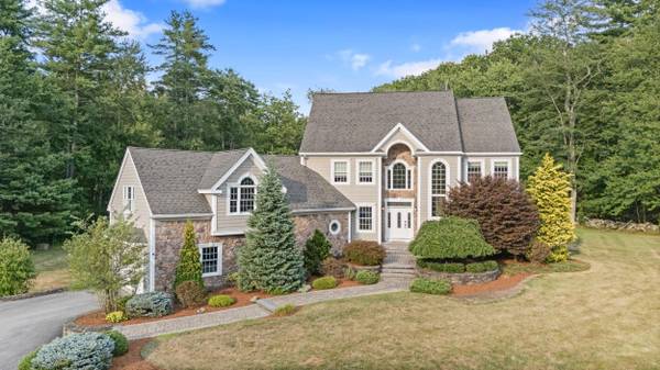 20 Ballard LN, Salem, NH 03079