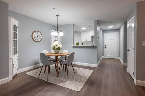 20 Ledgewood Hills DR #103, Nashua, NH 03062