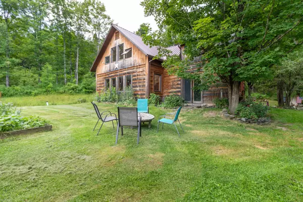 437 Phillips RD, Glover, VT 05875
