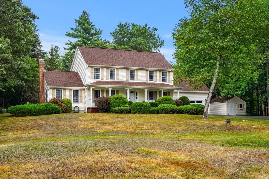 46 Litchfield RD, Londonderry, NH 03053
