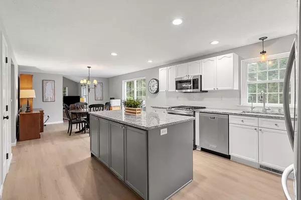 Londonderry, NH 03053,46 Litchfield RD