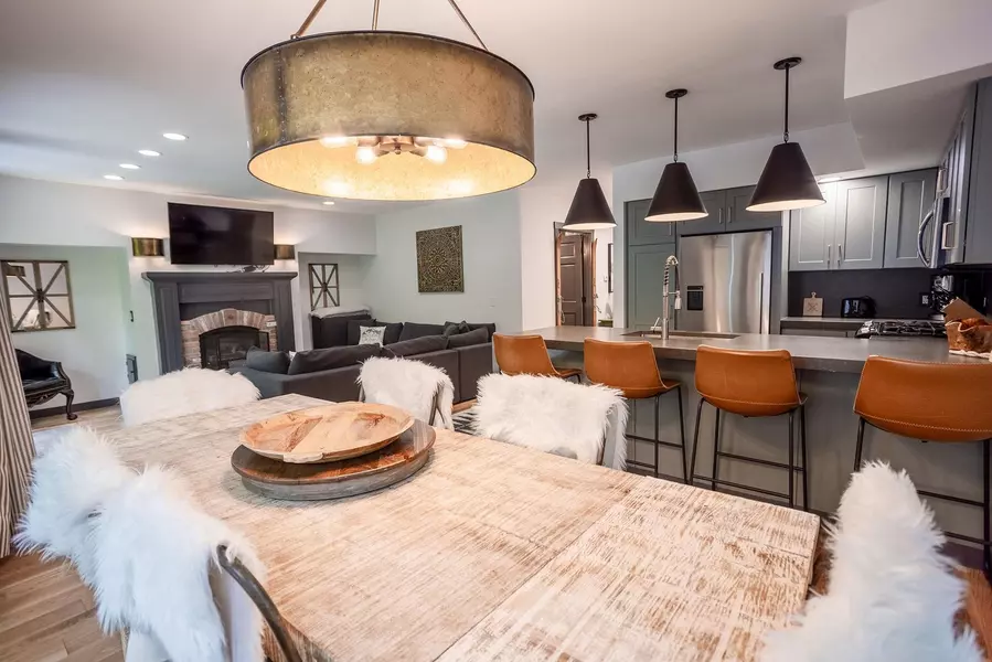 232 North Village RD #302, Jay, VT 05859