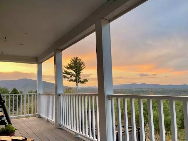 142 Snow RD, Effingham, NH 03882
