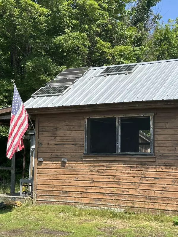 Danville, VT 05828,1495 Coles Pond RD