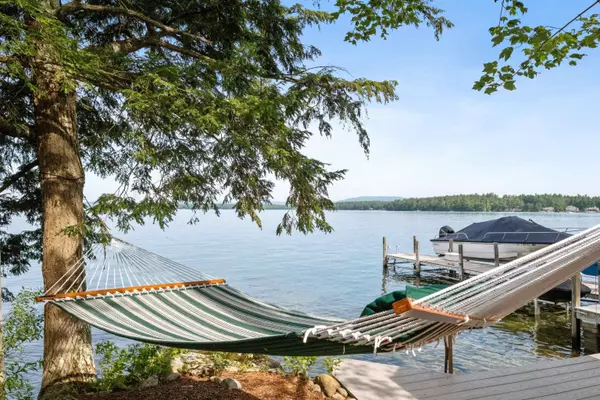 Moultonborough, NH 03254,62 West Point RD