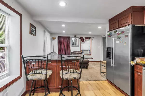 Manchester, NH 03102,389 Front ST