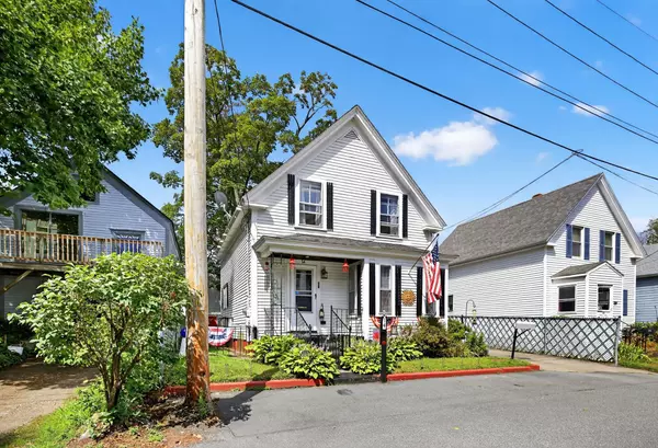 14 Tremont ST, Exeter, NH 03833