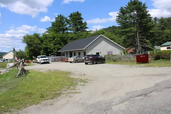 Lyndon, VT 05851,37 Pleasant ST