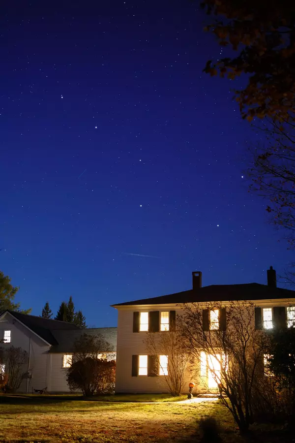 Hillsborough, NH 03244,235 Windsor RD