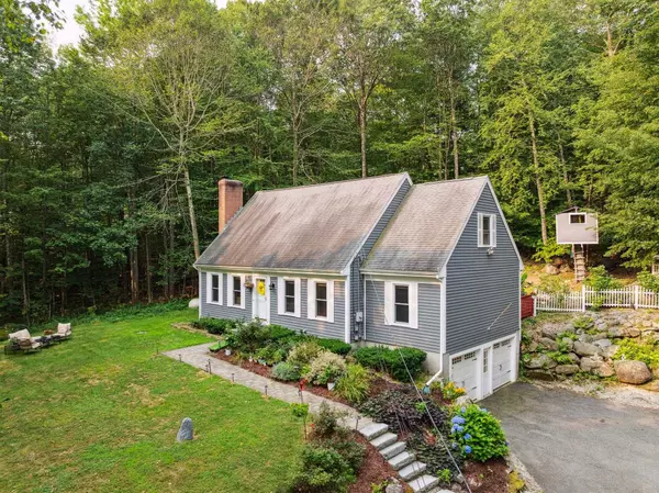 29 Fairlane DR, Bedford, NH 03110