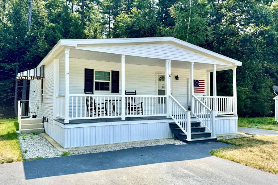 16 Tamarack PL, Londonderry, NH 03038