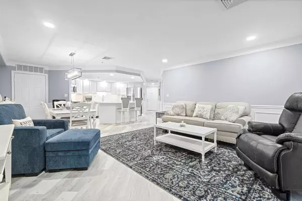 Exeter, NH 03833,3 Sterling Hill LN #324