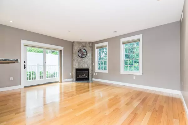 198 Islington ST #6, Portsmouth, NH 03801