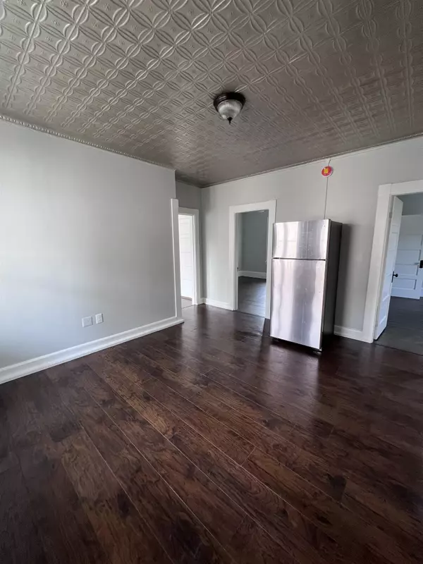 118 Riddle ST #2, Manchester, NH 03102