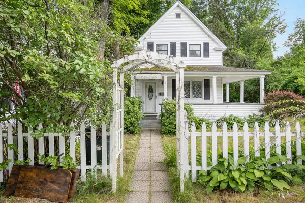 Gorham, NH 03581,13 2nd ST