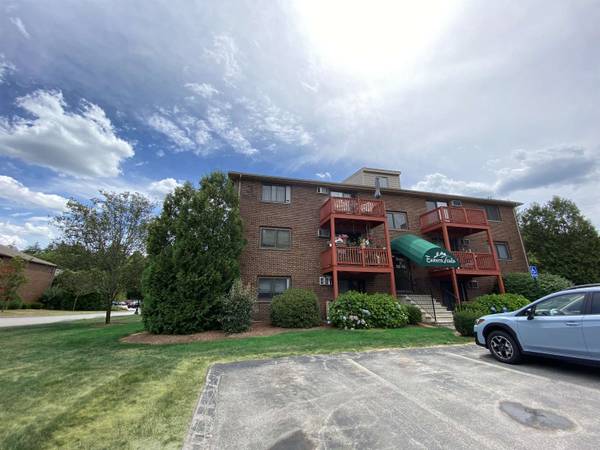 29 Capron RD #23, Milford, NH 03055