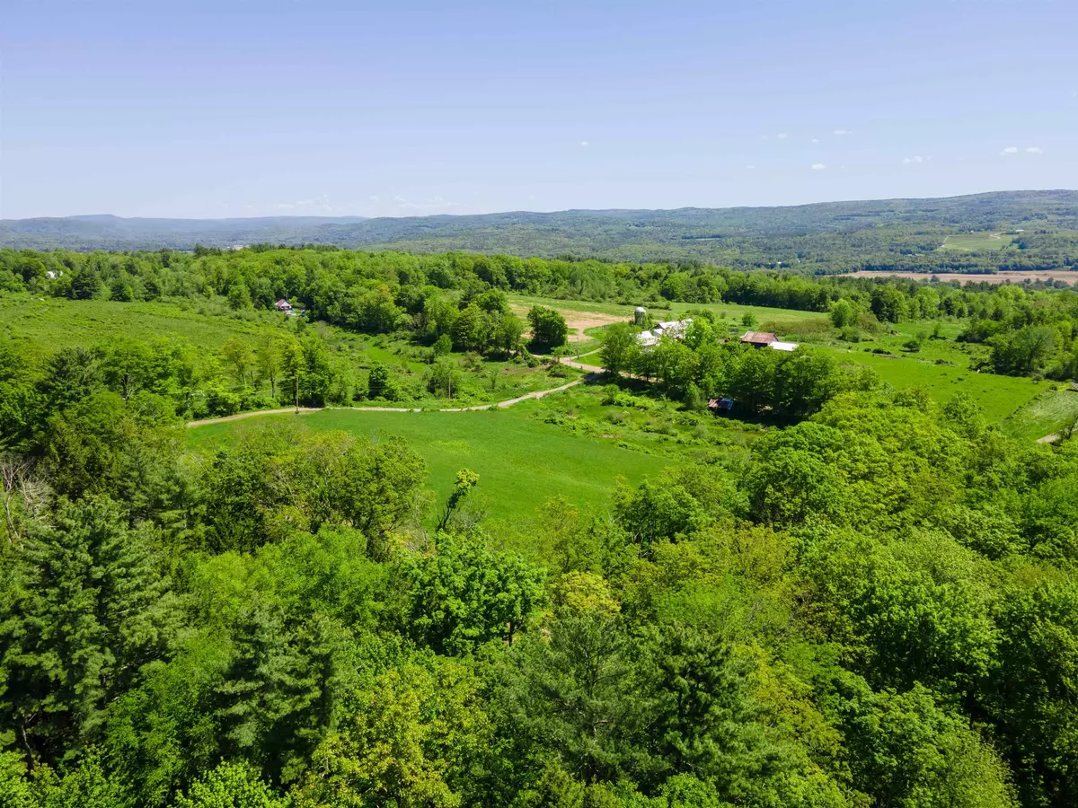 Putney, VT 05346,00 Pine Banks RD