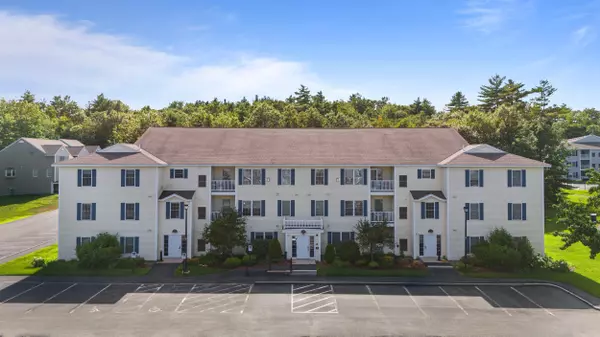 Londonderry, NH 03053,14 Crestview CIR #161