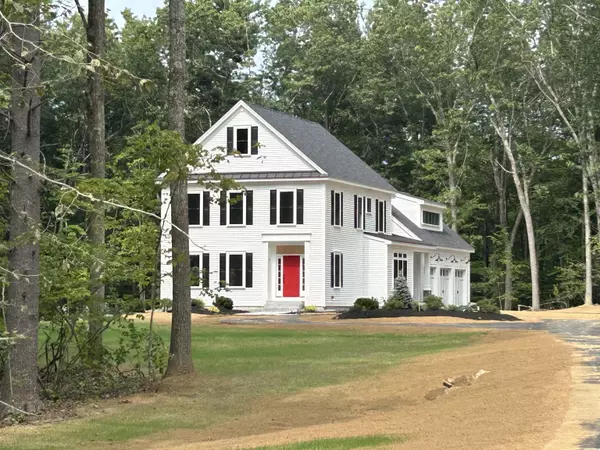 4 Deer Run, East Kingston, NH 03827