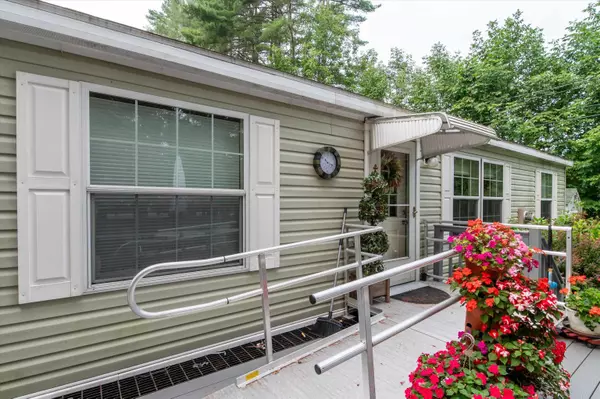 Ludlow, VT 05149,10 Stryhas Trailer CT