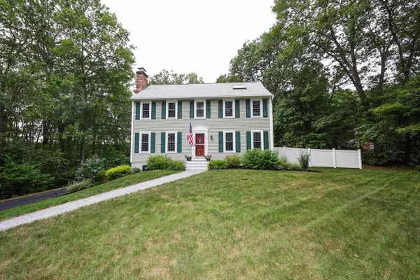 Derry, NH 03038,20 Paul AVE