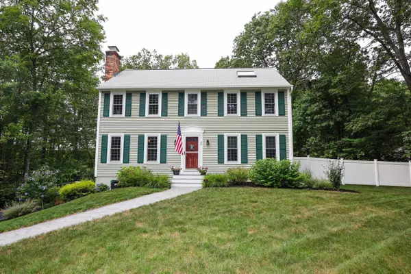 20 Paul AVE, Derry, NH 03038