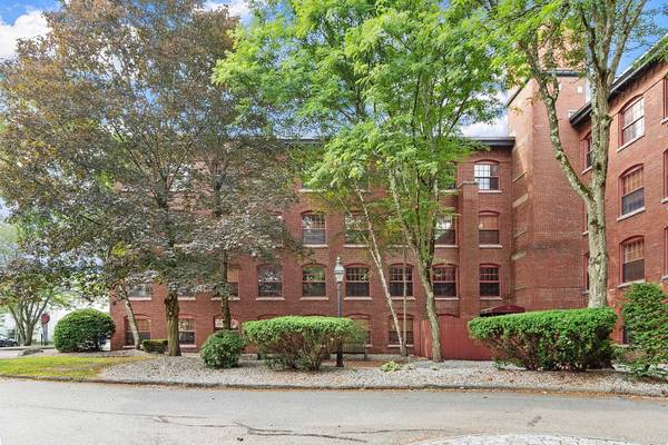335 Cypress CT #4F, Manchester, NH 03103