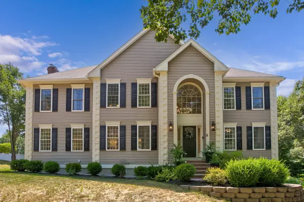 8 Settlers RDG, Windham, NH 03087