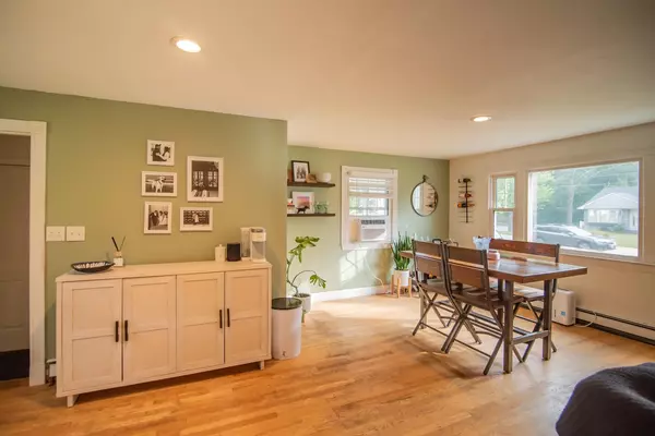 Portsmouth, NH 03801,471 Ocean RD
