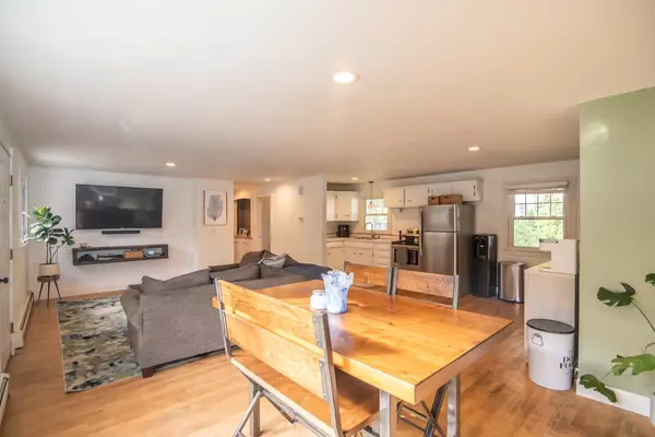 Portsmouth, NH 03801,471 Ocean RD