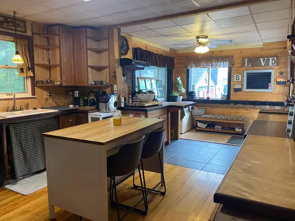 Barre City, VT 05641,27 Franklin ST