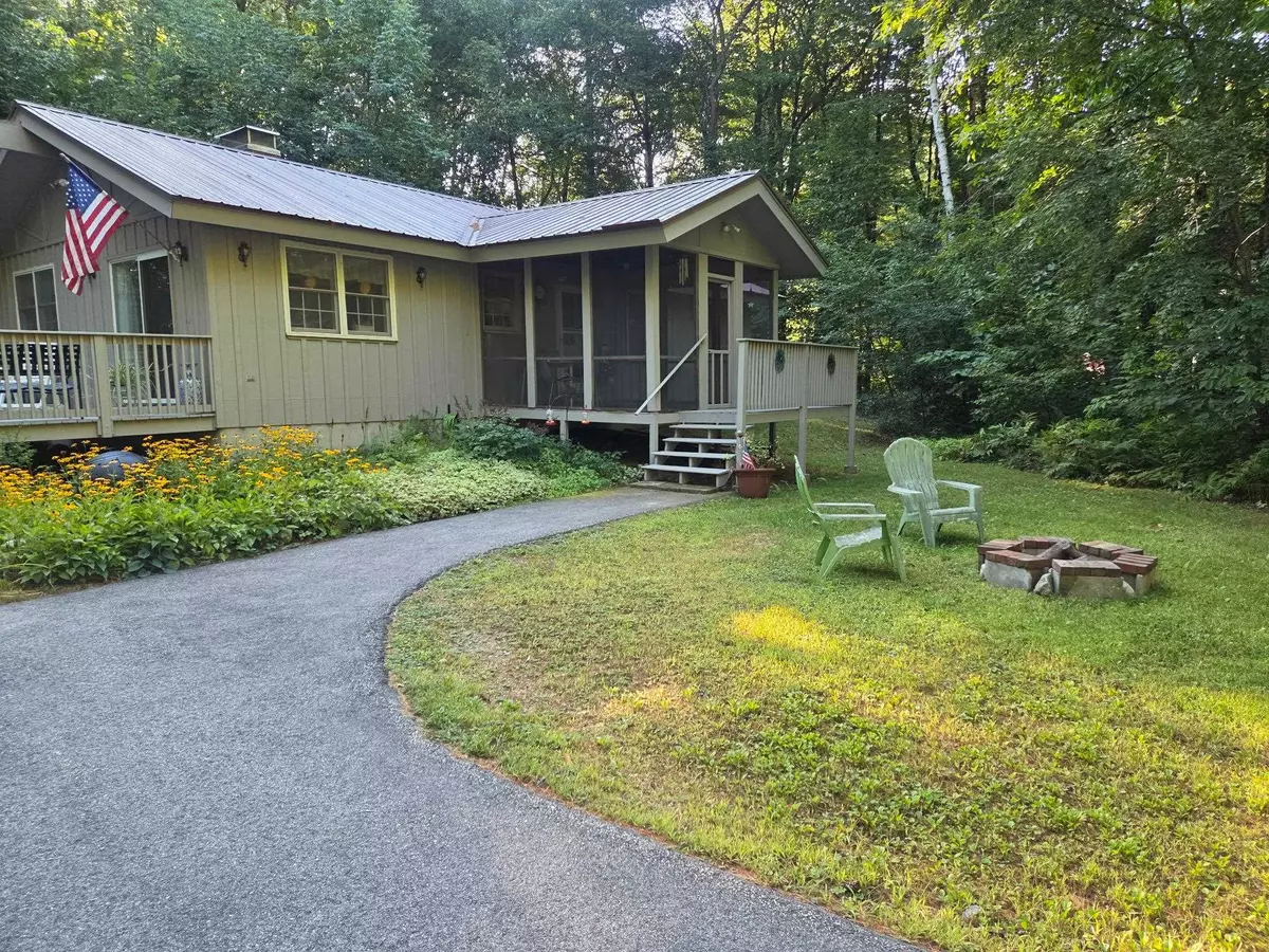 Ossipee, NH 03814,56 Bluffs BLVD