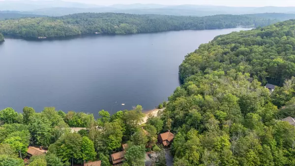49 Old Beach CIR, Grantham, NH 03753