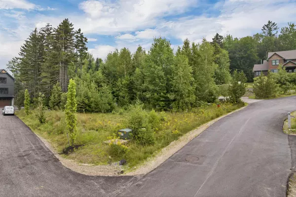 Waterville Valley, NH 03215,11 Golden Heights RD #1