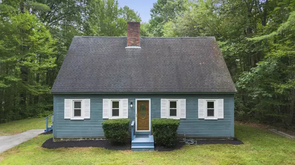 37 Meeting Hill RD, Hillsborough, NH 03244