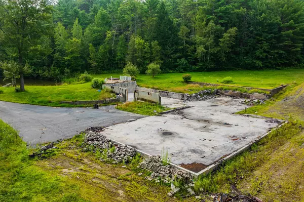 Hartford, VT 05001,398 Valley View RD