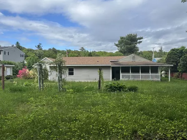 Essex, VT 05452,178 Sand Hill RD